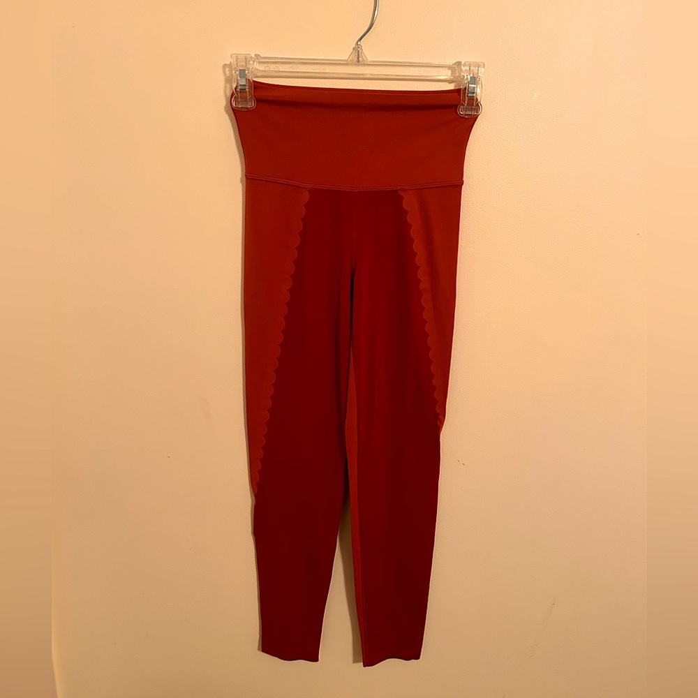 Aerie Hi-waisted Scallop Leggings